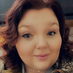 Meet your Posher, Regina